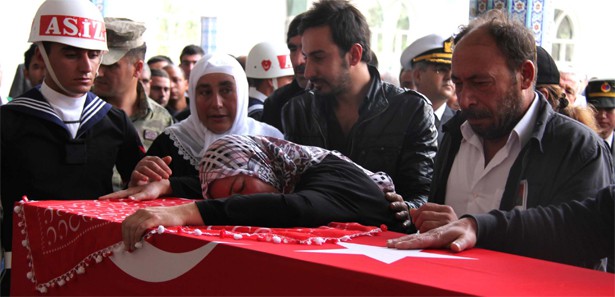 Şehit annesi: 6 ay önce neden olmadı?