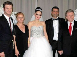 Evlilik sırası Kıvanç Tatlıtuğ'a geldi