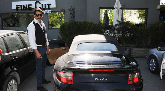 Kenan İmirzalıoğlu 2. el Porsche aldı