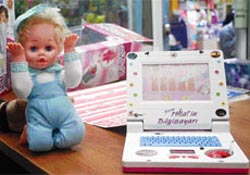 Gitti Barbie, geldi Elif