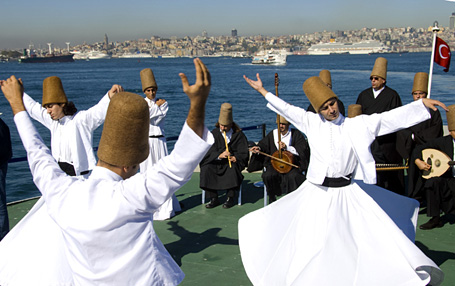 Mevlana eşliğinde Boğaz turu