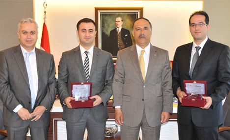 Malatya'da Karaciğer Nakli Ekibine Ödül