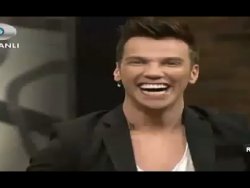 Beyaz'dan Sinan Akçıl'la dalga geçen skeç TIKLA İZLE