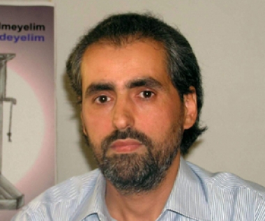 Dolandırıcıya Vermek İçin "Kredi" Bile Çekiyorlar
