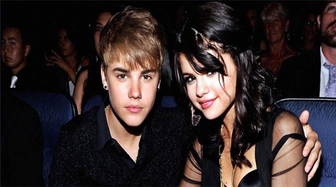 Justin Bieber sevgilisiyle barıştı