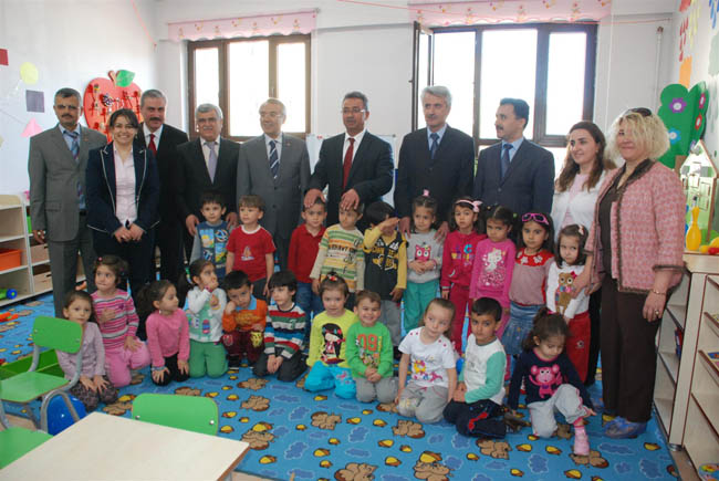 Altıntaş ve Hançerli'den miniklere ziyaret