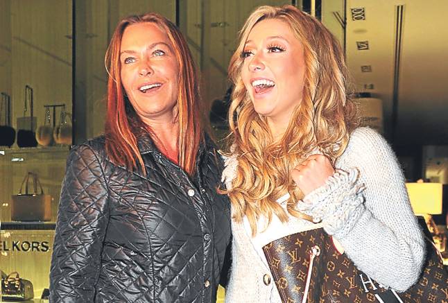 Hülya Avşar Hadise'nin ayrılığı hakkında konuştu