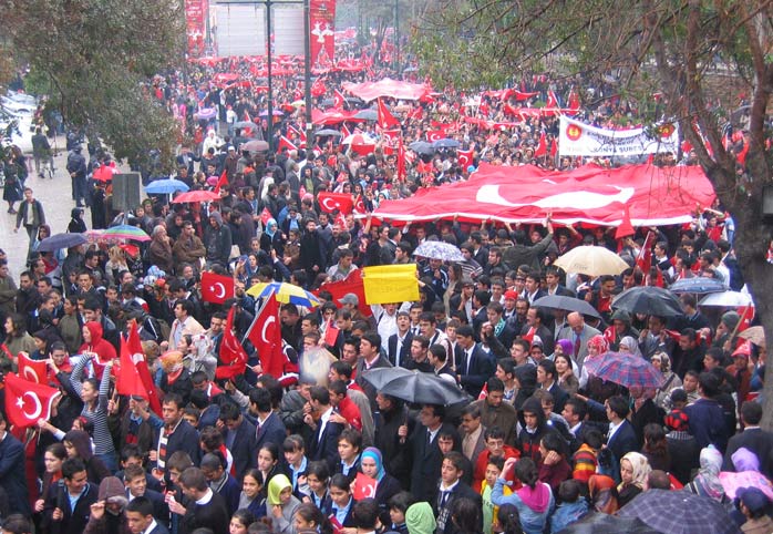 Konya'da teröre lanet yürüyüşü