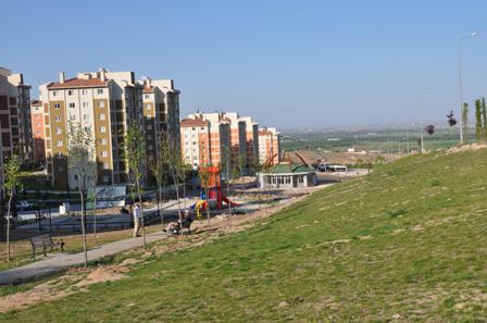 TOKİ Konutları'na Örnek Park