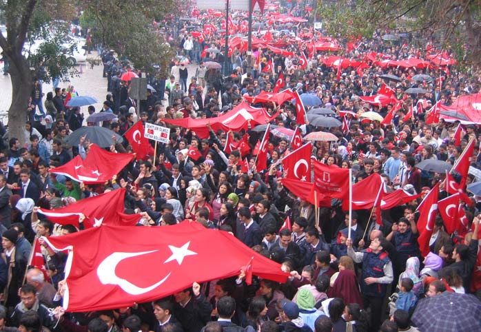 Tepkiler sel olup aktı!