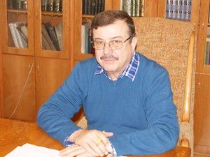 Türk Anadolu Vakfı Tiyatro Topluluğu kurdu