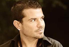 Halktan Kenan’a: Askere şekerim!