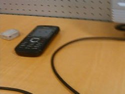 Sony’den orta sınıf bir telefon geliyor