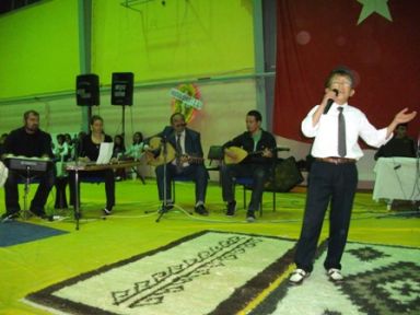 Karapınar'da türkü şöleni