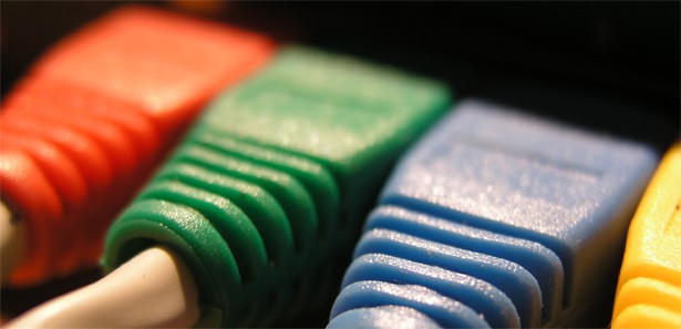 İnternet Sitelerine "Karartma Ve İdari Para Cezası" Yolda