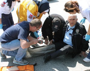 Polisi yaralayan hırsızlar yakalandı