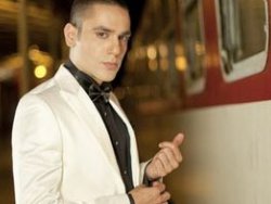 Kadir Doğulu Pis Yedili’den ayrıldı