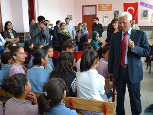 Öğrencilere meslek tanıtımı yapıldı