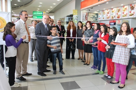 Görsel sanatlar sergisi açıldı