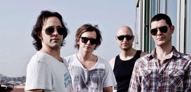 Ayetlerle alay eden Duman grubuna büyük şok!