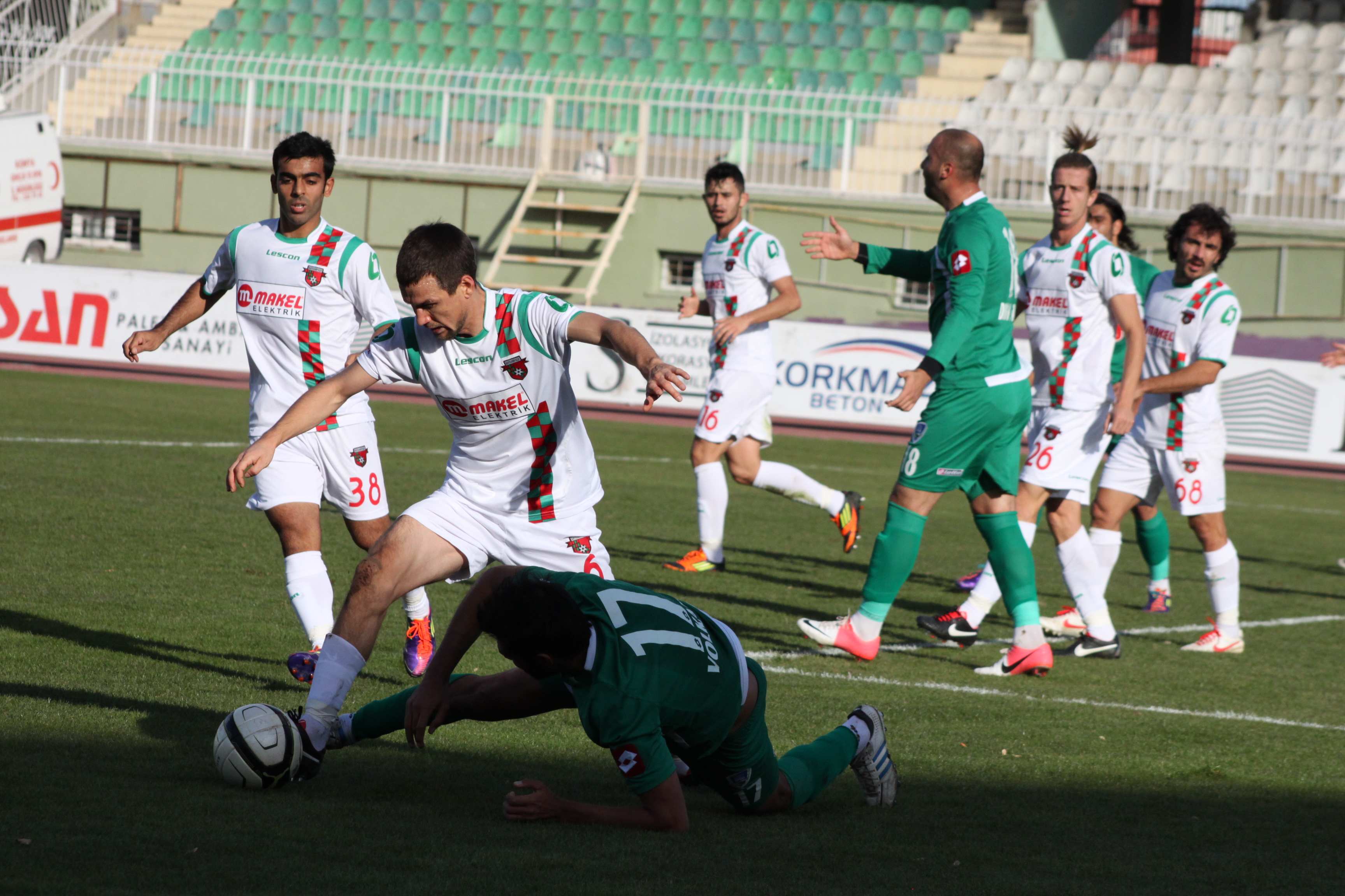 A.Selçuklu, farklı bitirdi