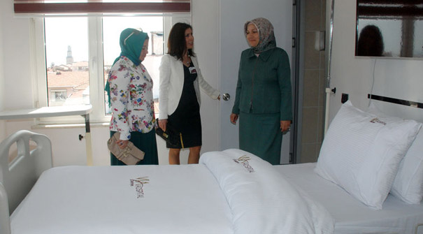 Bu hastanenin tüm çalışanları kadın