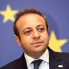 Egemen Bağış kimdir?