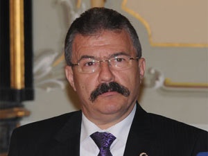 Cerrah: Uçağın kokpit camı ile bazı parçalarına ulaşıldı