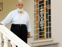 Hamdi Amca cumhurbaşkanı babası...