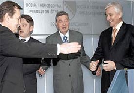 Bosna Başbakanı istifa etti
