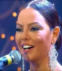 Ebru Gündeş'in hastalığı konser erteletti