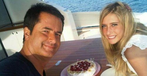 Hamile Kalınca Kapının Önüne Koydu!