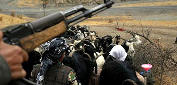 Korucular: Silahı önce PKK bıraksın