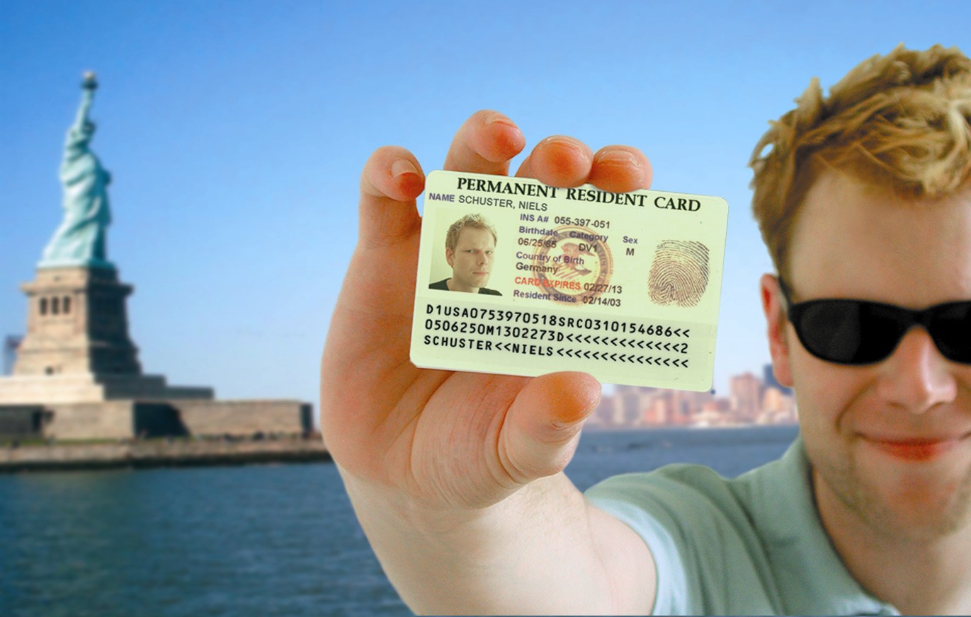 Türkiye'den gitmek isteyenler sıraya girdi! Greencard başvuruları bu tarihte başlıyor