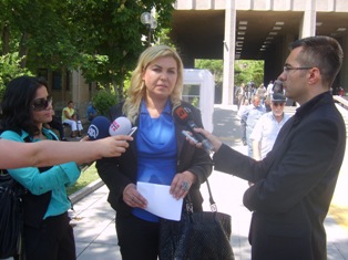 400 erkeği karısından mahkeme koruyor