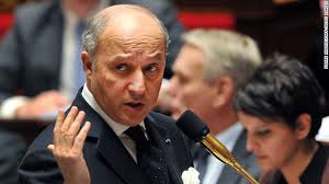 Fransa Dışişleri Bakanı Fabius: "Esed Yetkilerinden Vazgeçmeli"