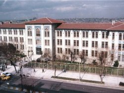 Öğretmen liseleri kapanıyor