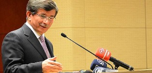 İran'dan Ahmet Davutoğlu'na sert tepki!