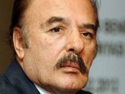 Orhan Gencebay'a akil tepkisi