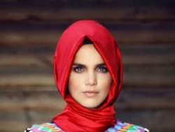 Tuğçe Kazaz:  Artık dimdik duran bir Türkiye var