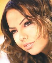 Ebru Gündeş: Tablolarımın hepsi gerçek