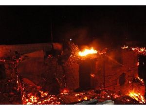 Myanmar'da Şiddet Durmuyor