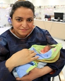 Çocuğun olmayacak denildi tüm risklere rağmen anne oldu