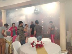 Bir Yastıkta setinde yangın paniği