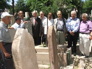 Mehmet Ruhi Dede kabri başında anıldı
