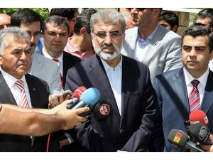 Kimler Sevindi, Kimler Üzüldü