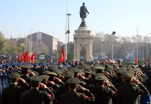 10 Kasım Atatürk'ü anma törenleri