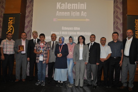 Anne sevgisi satırlara döküldü