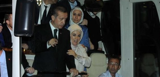 Başbakan Erdoğan, Yurda Döndü