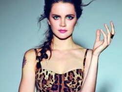 Tuğçe Kazaz neden din değiştirdiğini anlattı